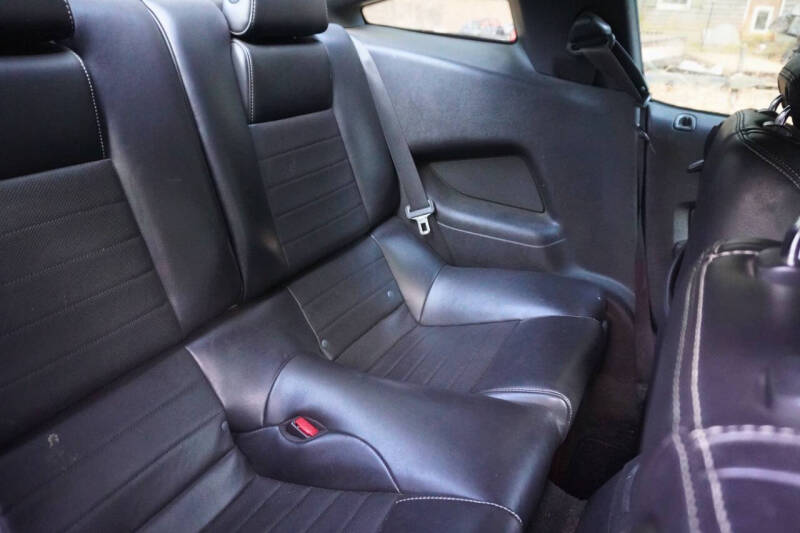 2013 Ford Mustang V6 Premium