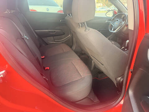 2017 Chevrolet Sonic LT Auto