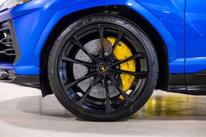 2022 Lamborghini Urus
