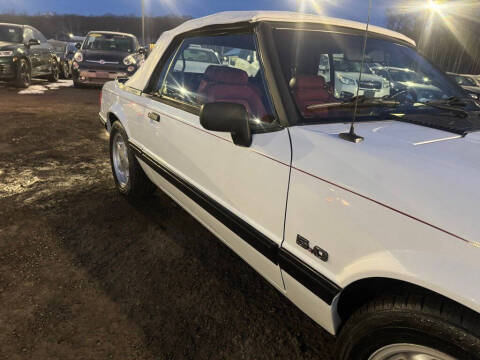 1990 Ford Mustang