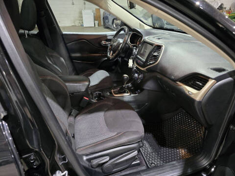 2017 Jeep Cherokee 75th Anniversary