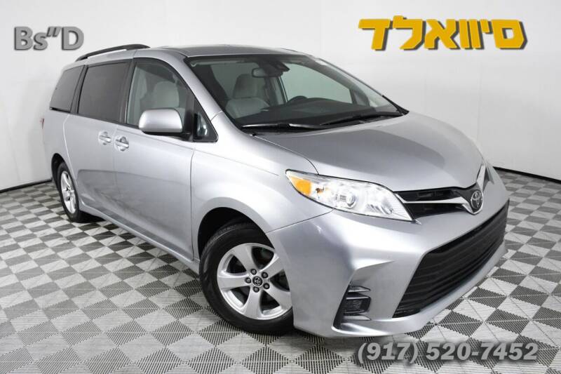 2020 Toyota Sienna for sale at Seewald Cars in Coram NY