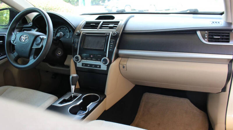 2012 Toyota Camry LE