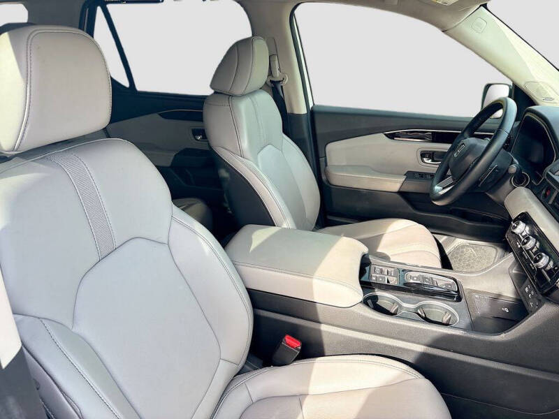 2023 Honda Pilot Touring