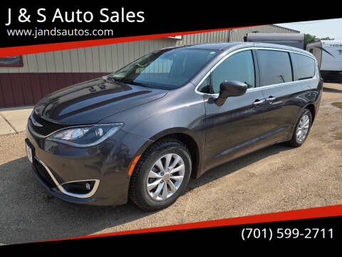 2019 Chrysler Pacifica Touring Plus