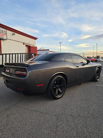 2018 Dodge Challenger SXT