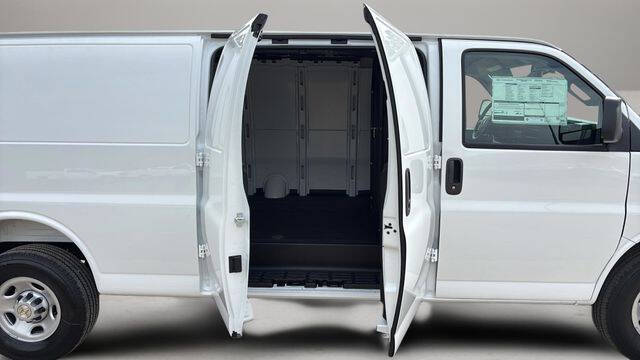 2026 Chevrolet Express 3500