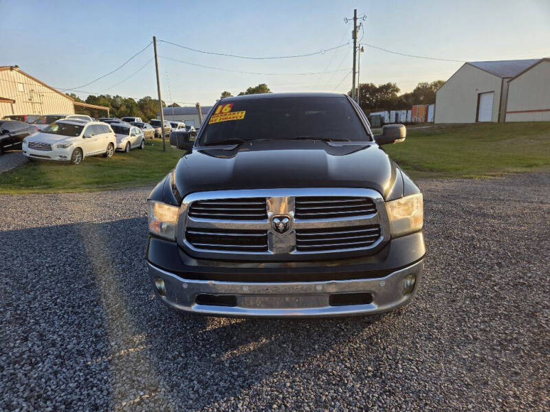 2016 RAM Ram 1500 Pickup Big Horn's photo