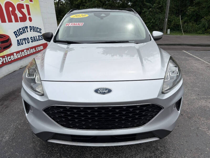 2020 Ford Escape SE