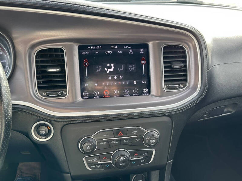 2019 Dodge Charger SXT