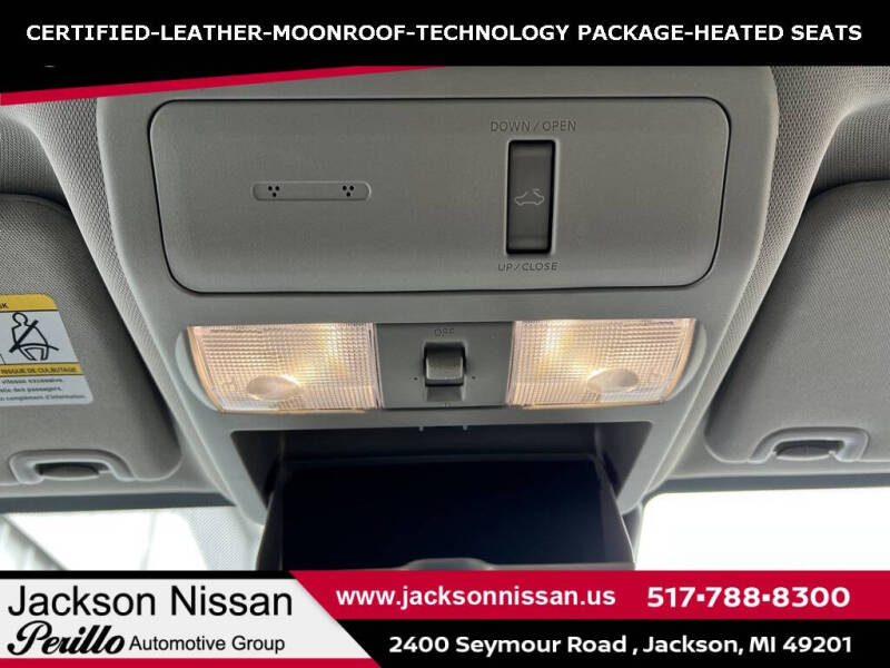 2024 Nissan Frontier SL