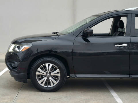 2019 Nissan Pathfinder SL