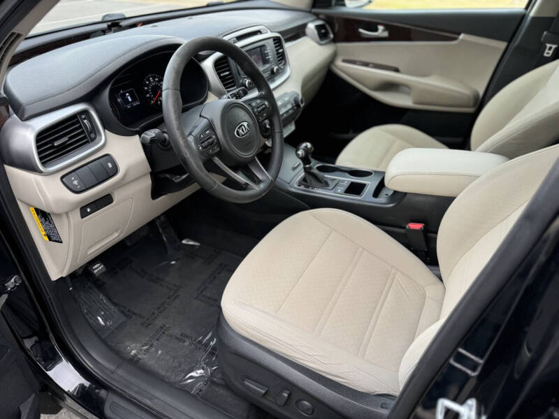 2016 Kia Sorento LX