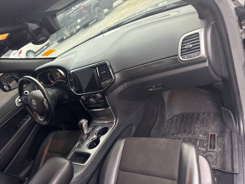 2020 Jeep Grand Cherokee Altitude