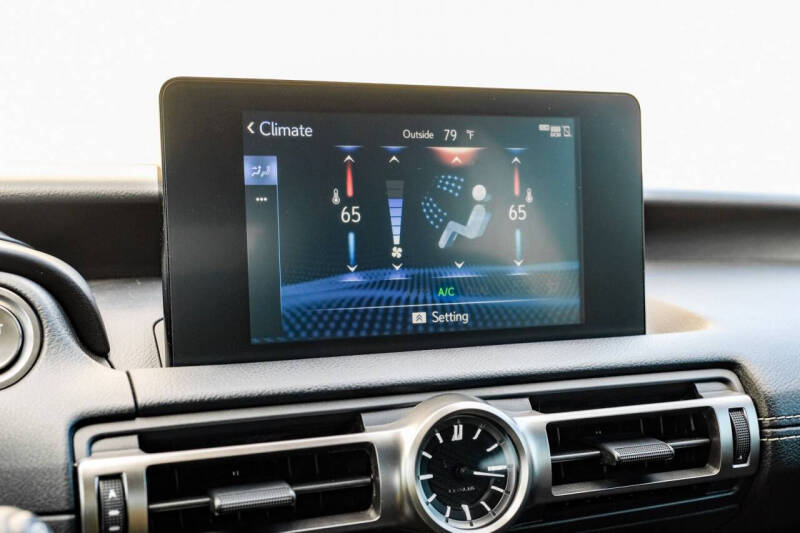 2021 Lexus IS 300