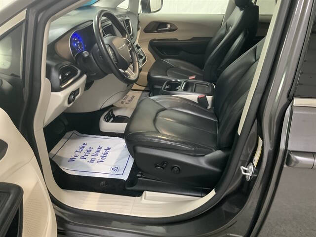 2018 Chrysler Pacifica Touring L