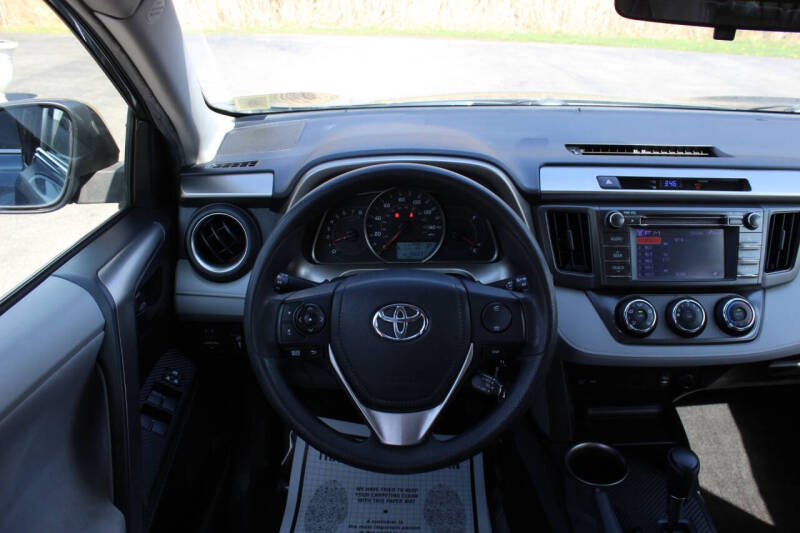 2013 Toyota RAV4 LE