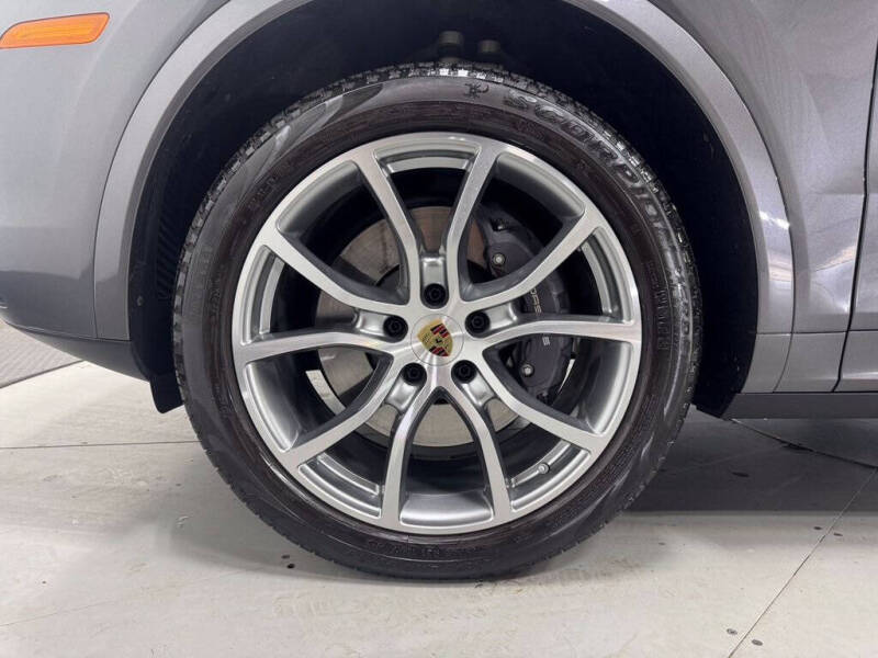 2023 Porsche Cayenne