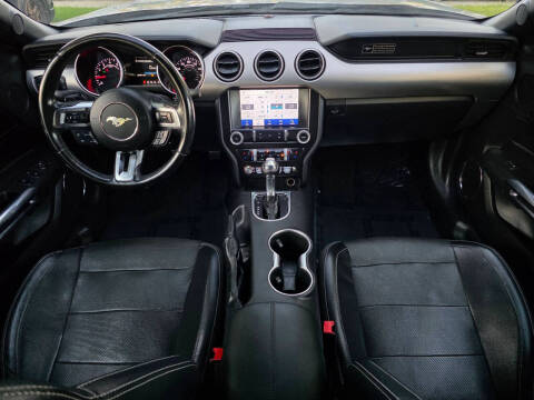 2020 Ford Mustang