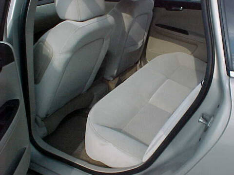 2011 Chevrolet Impala LS