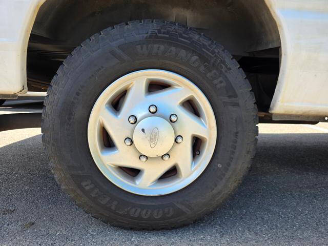 2011 Ford E-Series E-350 SD