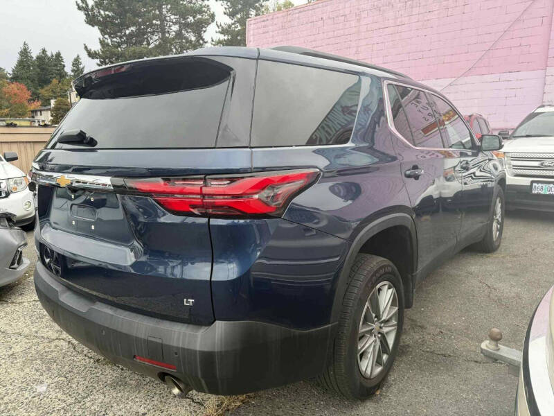 2022 Chevrolet Traverse LT Cloth