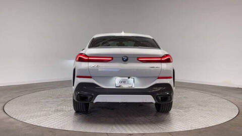 2023 BMW X6 xDrive40i