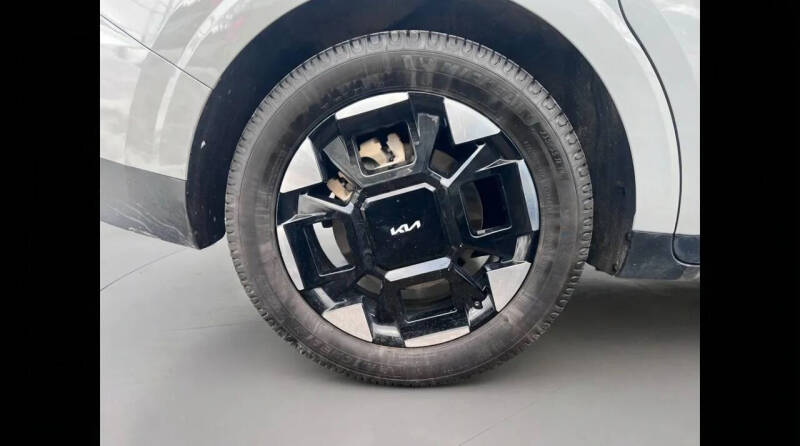 2025 Kia Carnival EX