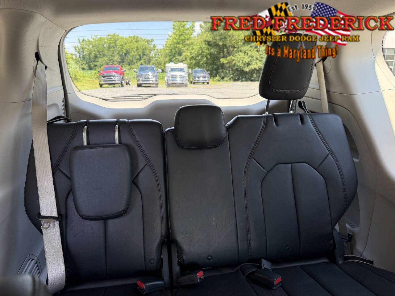 Jazz Blue Pearlcoat 2017 Chrysler Pacifica Touring-L Touring-L 4dr Mini-Van 18