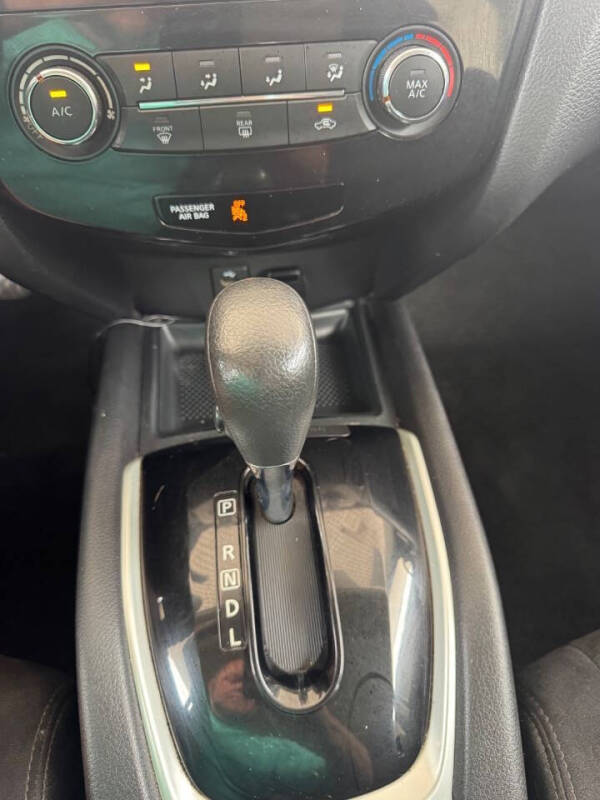2014 Nissan Rogue S