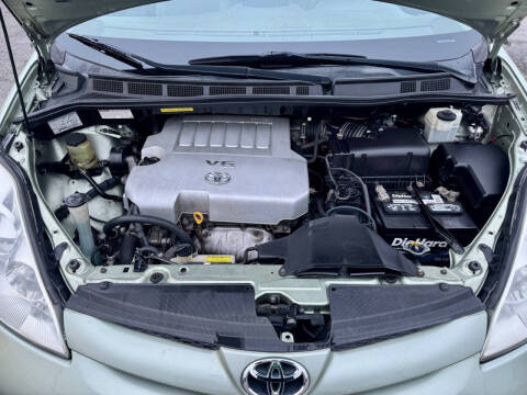 2008 Toyota Sienna CE 7-Passenger