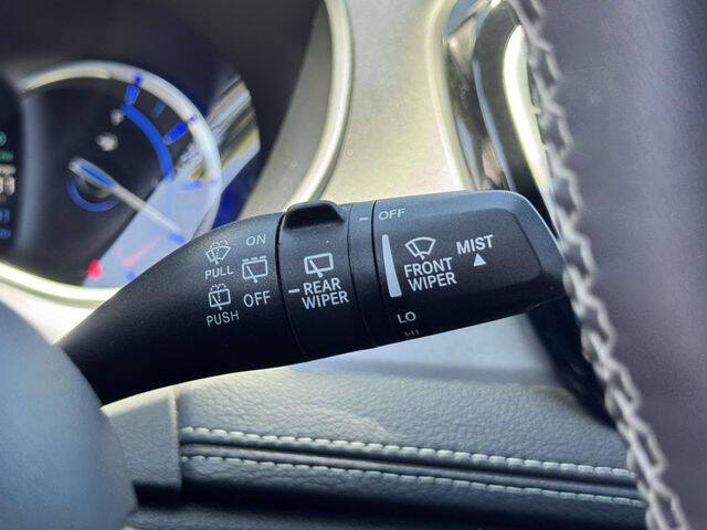 2024 Chrysler Pacifica Plug-In Hybrid Select