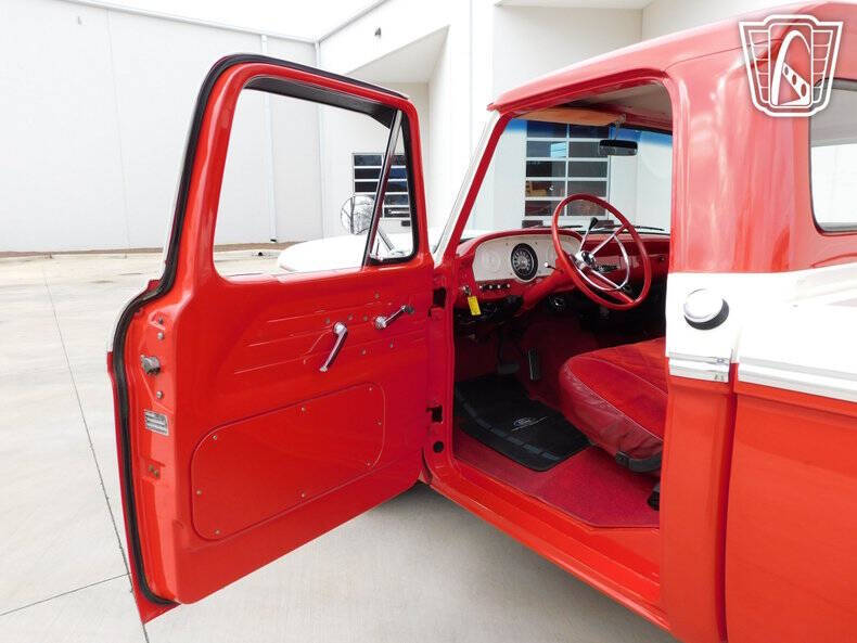1965 Ford F-100