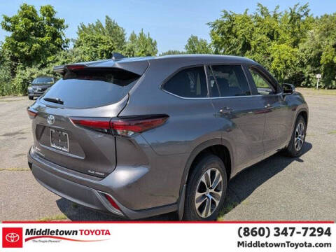 2024 Toyota Highlander XLE