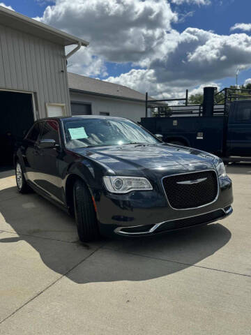 2019 Chrysler 300 Touring L