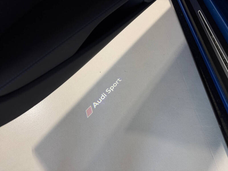 2023 Audi R8 5.2 V10 performance