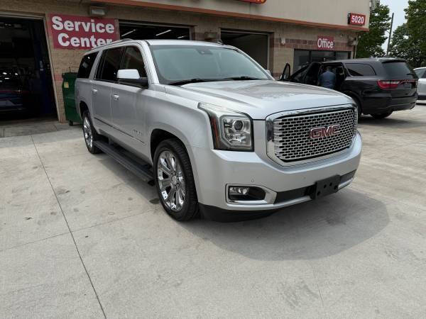 Used 2015 GMC Yukon XL Denali with VIN 1GKS2JKJ8FR229145 for sale in Detroit, MI
