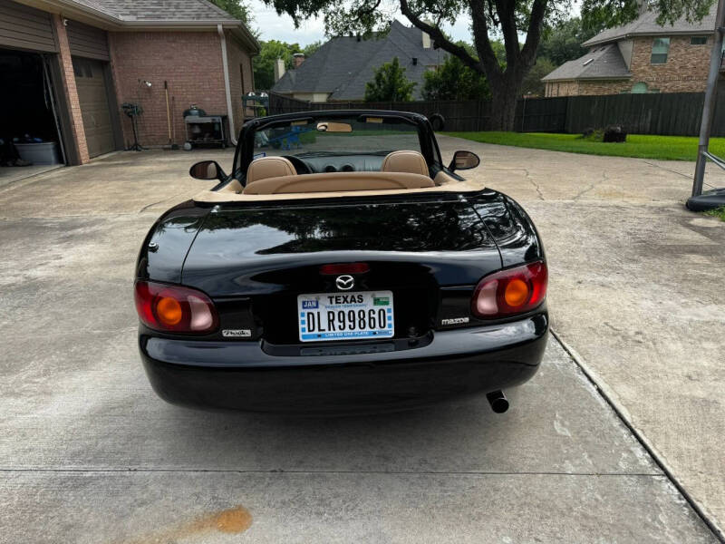 2000 Mazda MX-5 Miata LS