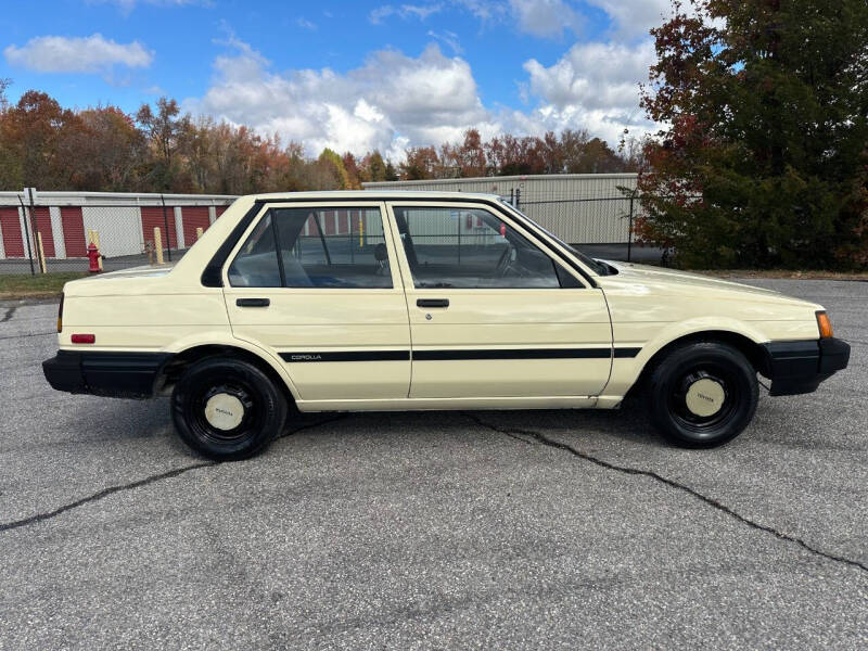 1985 Toyota Corolla Deluxe