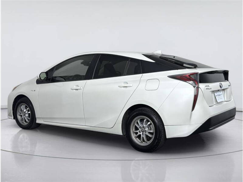 2017 Toyota Prius Three