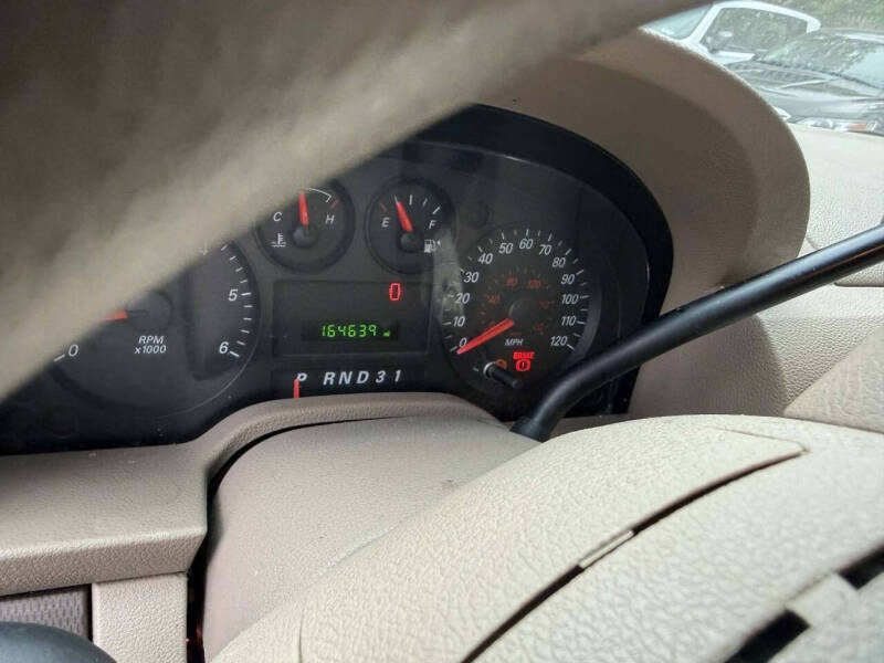 2004 Ford Freestar SES