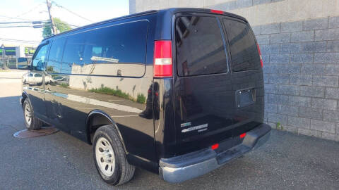 2011 Chevrolet Express LS 1500