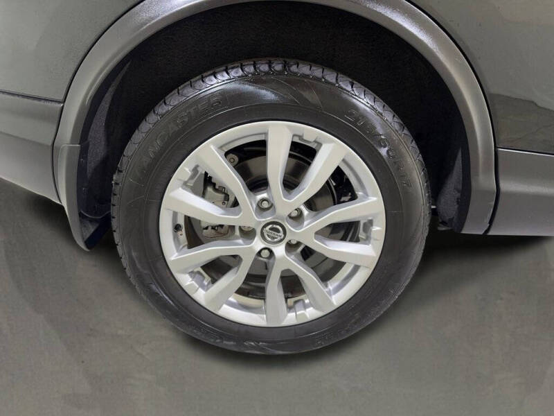 2022 Nissan Rogue Sport SV