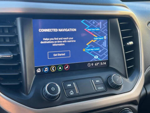 2023 GMC Acadia Denali