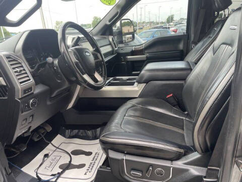 2017 Ford F-450 Super Duty Platinum