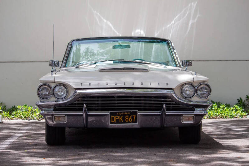 1964 Ford Thunderbird