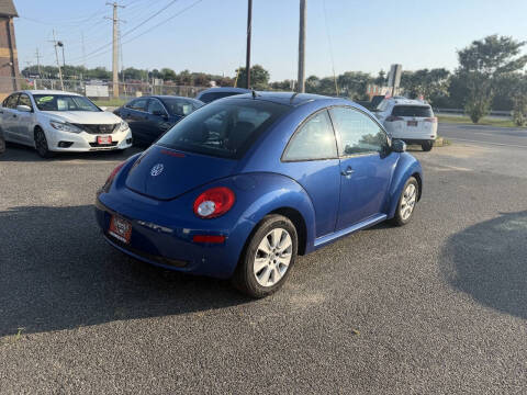 2008 Volkswagen New Beetle S