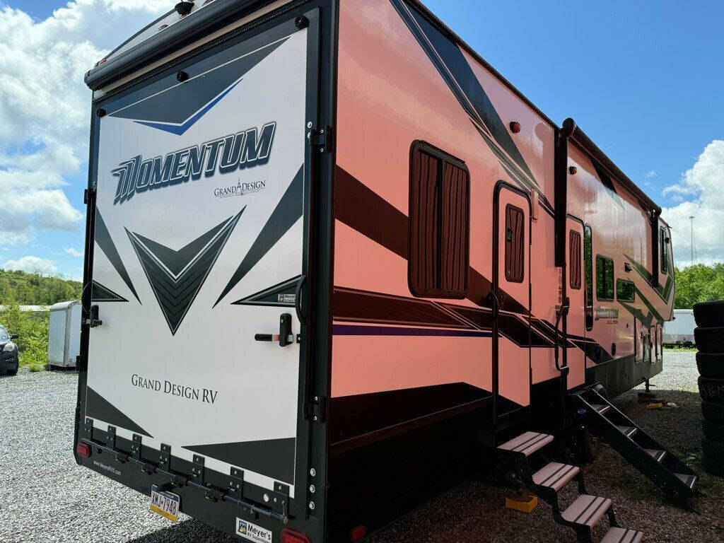 2020 Grand Design RV Momentum 5
