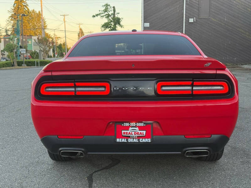 2019 Dodge Challenger SXT