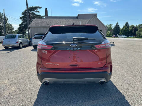 2024 Ford Edge Titanium